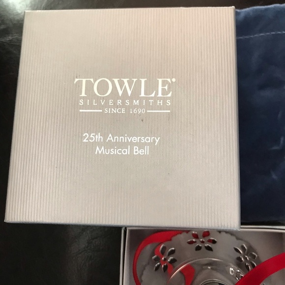 Towle Silversmith’s 25th Anniversary Musical Bell $75.00 - Picture 3 of 5
